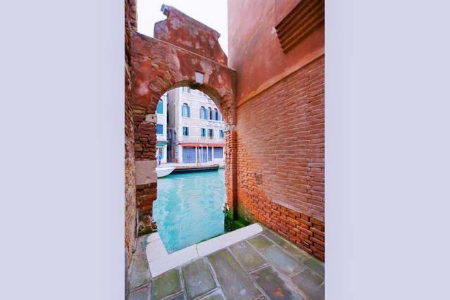Calle Dei Ormesini Venice Luaran gambar