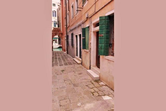 Calle Dei Ormesini Venice Luaran gambar